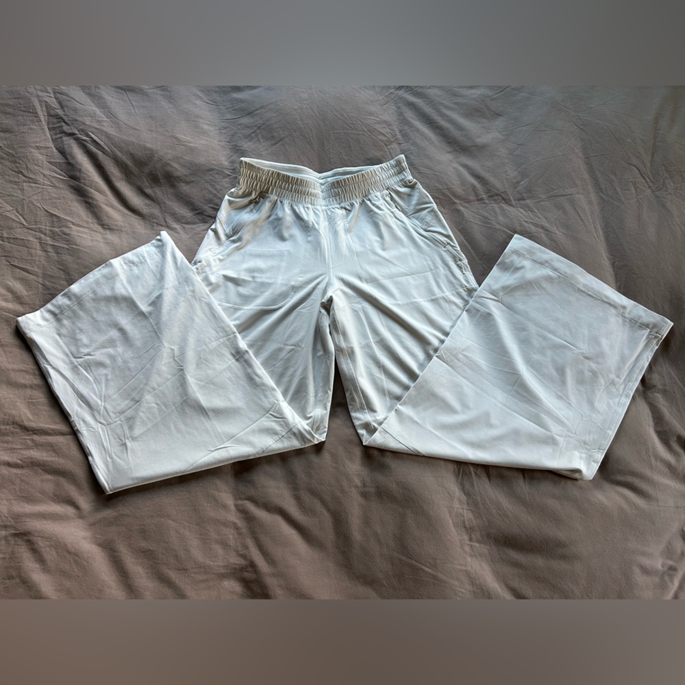 LULULEMON SWIFT MID-RISE WIDE LEG PANT